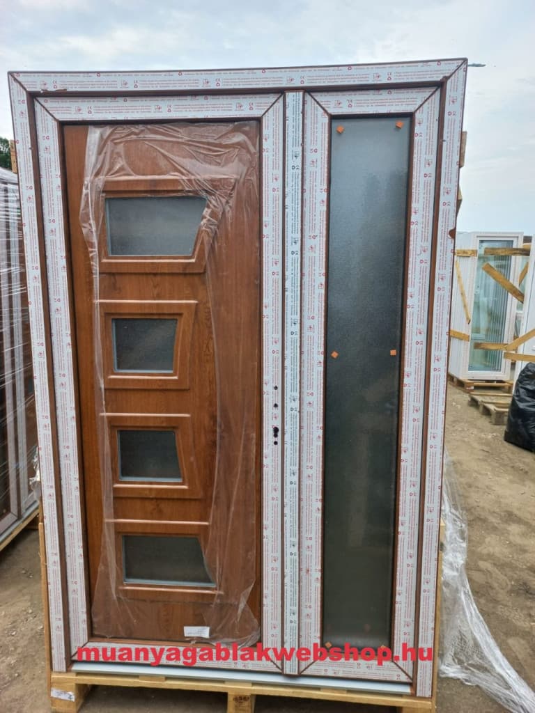 Kétszárnyú Aranytölgy Műanyag bejárati ajtó Thermoline52